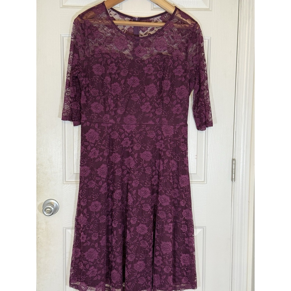 Unbranded Purple Lacey Floral Romantic 3/4 Sleeve Formal Dress Size Medium